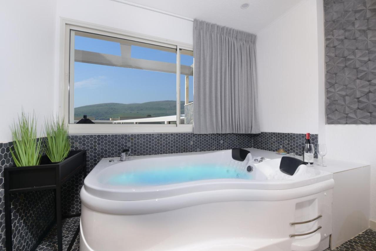 El Viso Verde Luxury Suites Had Nes Eksteriør bilde