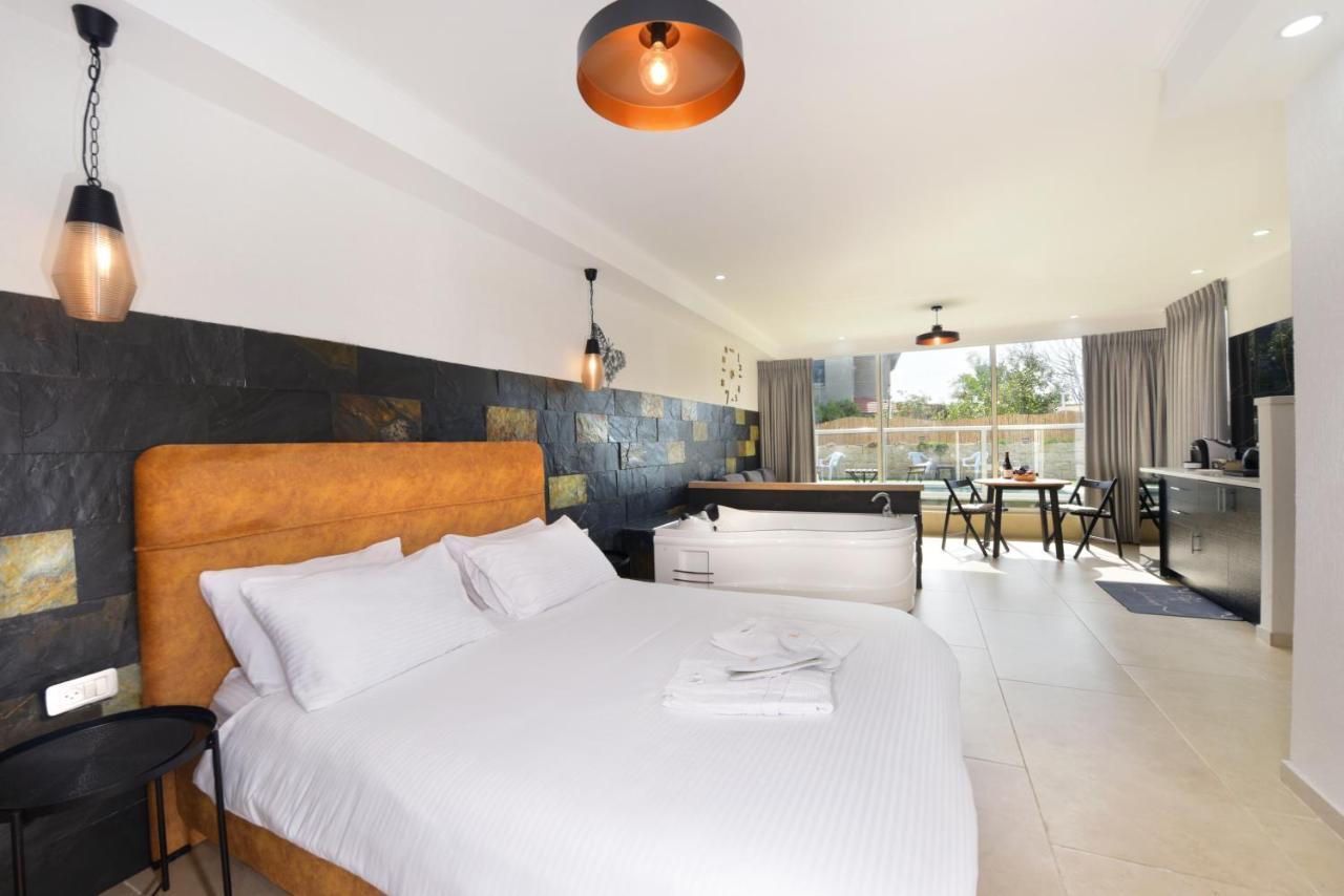 El Viso Verde Luxury Suites Had Nes Eksteriør bilde